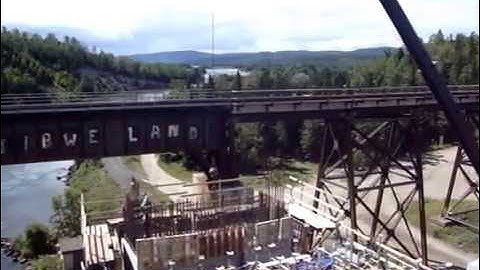 NIPIGON RIVER CABLE STAYED BRIDGE EAST LANE CENTER SUPPORT