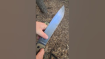 Cleaning light rust from my ESEE Junglas after skinning a goat the week earlier #edc