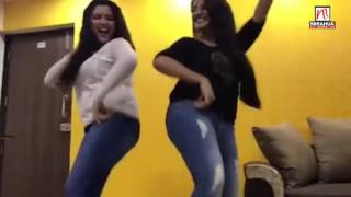 Gorgeous Akshara And Beautiful Amrapali Dubey Enjoying Holi Song