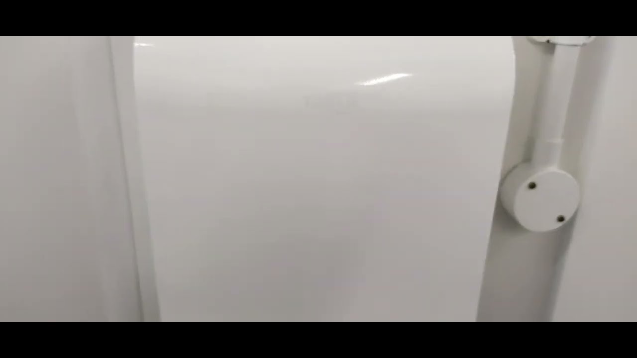 Regardez hand dryer woodlands cafe 🚹 sur YouTube Regardez hand dryer woodlands cafe 🚹 sur YouTube