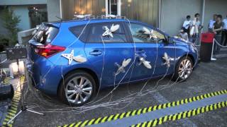 明和電機+バイバイワールド、新型オーリスをスパンキング［動画］