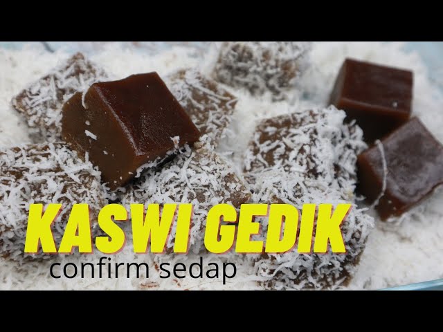 KUIH KASWI GULA MERAH GEDIK DAN BAHAN PELIK UNTUK CANTIKKAN WARNA KUIH class=