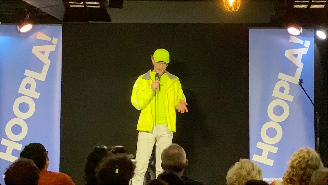 Alex does stand-up comedy for the first time - YouTube