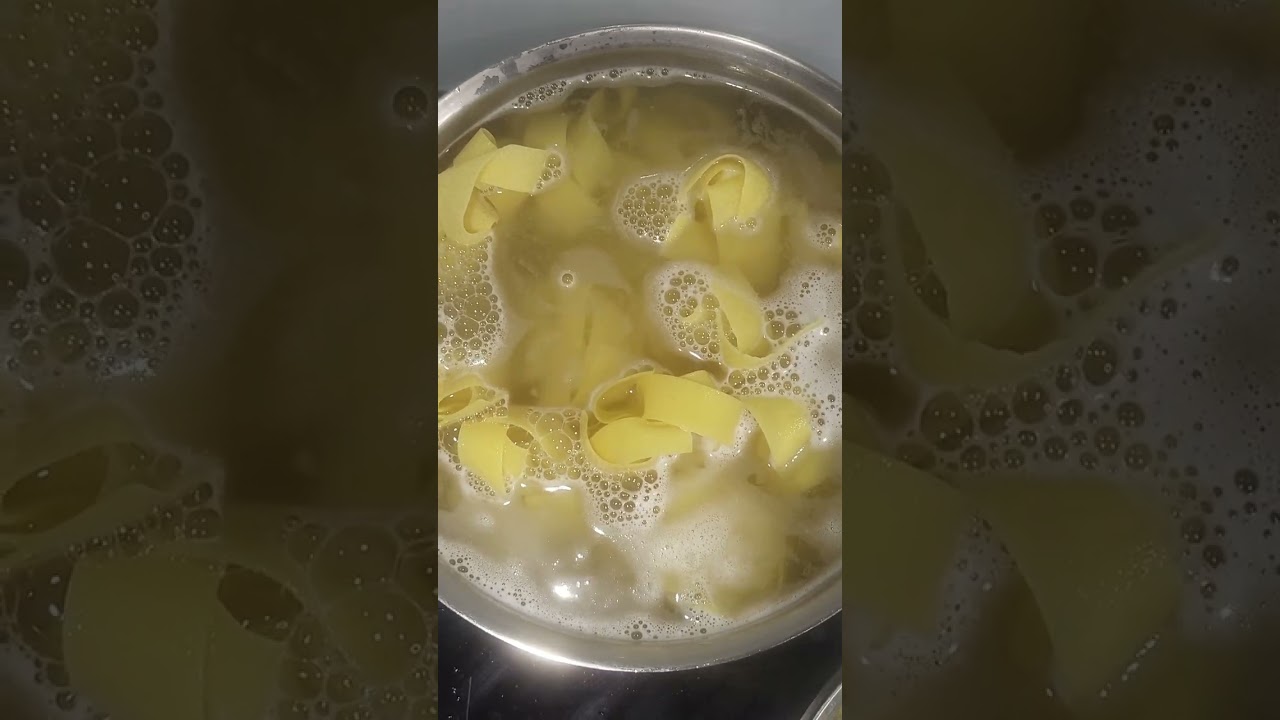 hindi soslu şerit makarnası – çok basit ve lezzetli makarna tarifi hindi soslu şerit makarnası – çok basit ve lezzetli makarna tarifi