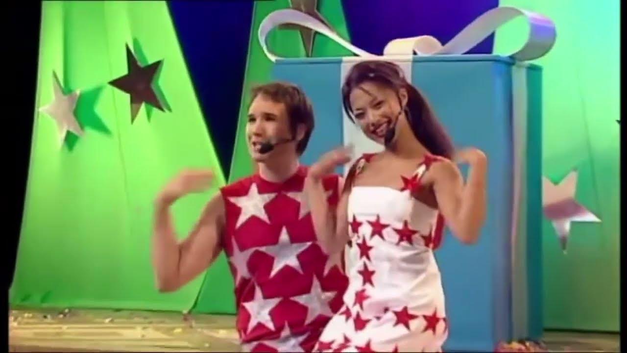 Me singing Santa wear your shorts YouTube Me singing Santa wear your shorts YouTube