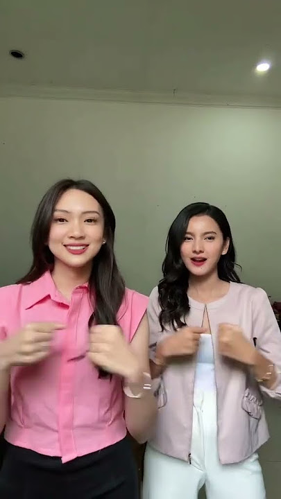 Maya sama Aini akur lagi nih #ainimalaikattakbersayap #beranda #dress #ainiaidan #maya