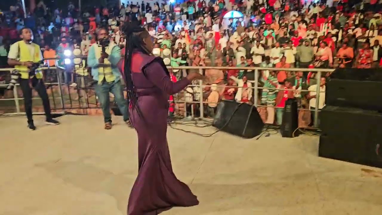 WINNY PINKY STUNNING PERFORMANCE AT VUKA FESTIVALS MACHAKOS PEOPLE'S......
