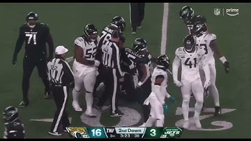 Jets Fans Flip Out After Benching Zach Wilson