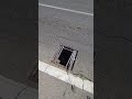 OTVORENA ŠAHTA KOD GINTAŠA PRIJETI VOZAČIMA I PJEŠACIMA #podgorica #gintas #saobracaj #opasnost
