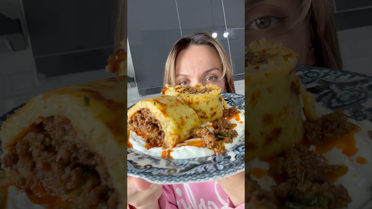 GLUTENSİZ KIYMALI BÖREK #yemektarifleri #enfesyemektarifi #food #tarif #keşfet #viralvideo GLUTENSİZ KIYMALI BÖREK #yemektarifleri #enfesyemektarifi #food #tarif #keşfet #viralvideo