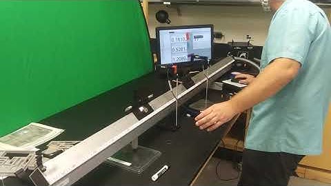 Air track - elastic collision 2