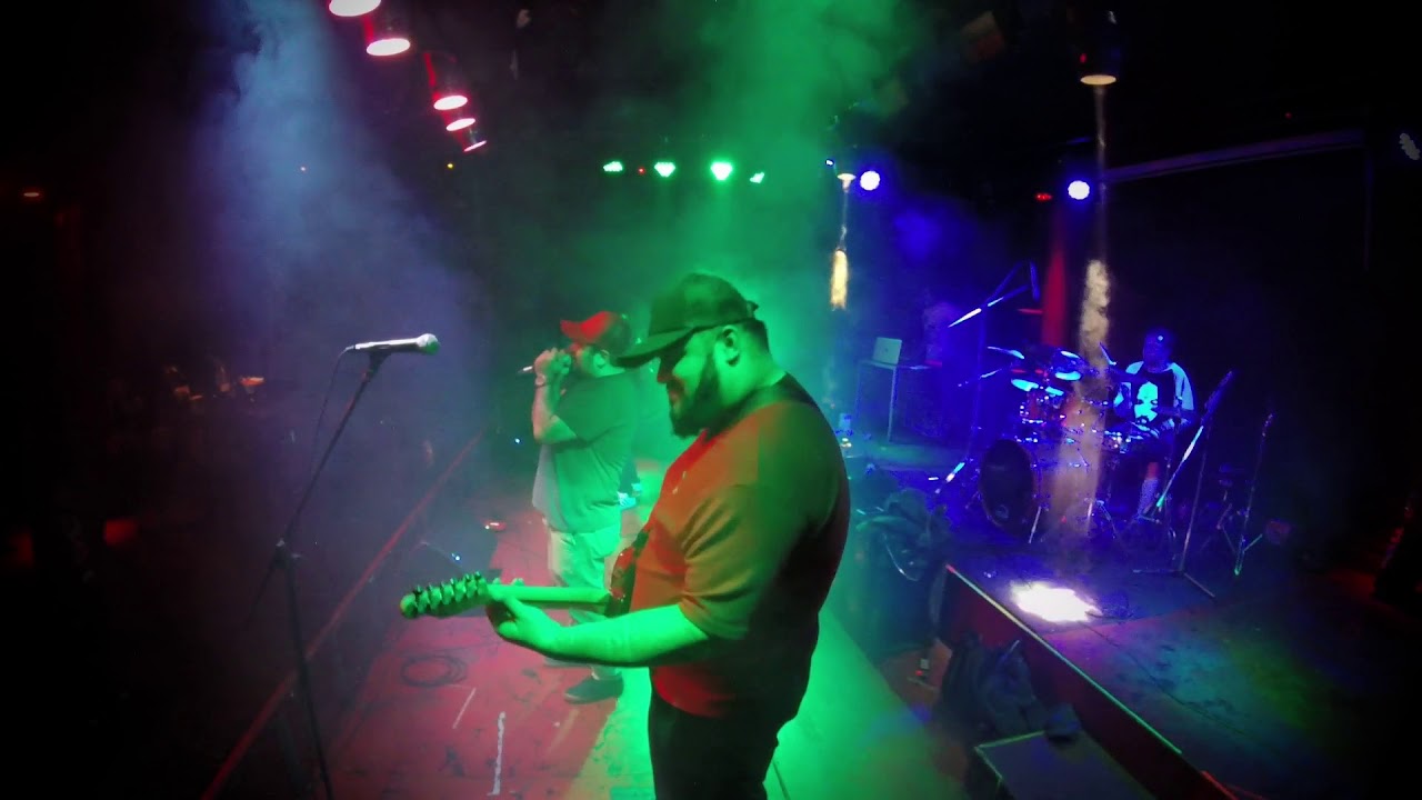 Deftones Head Up Deadtones Chilean tribute band to Deftones YouTube