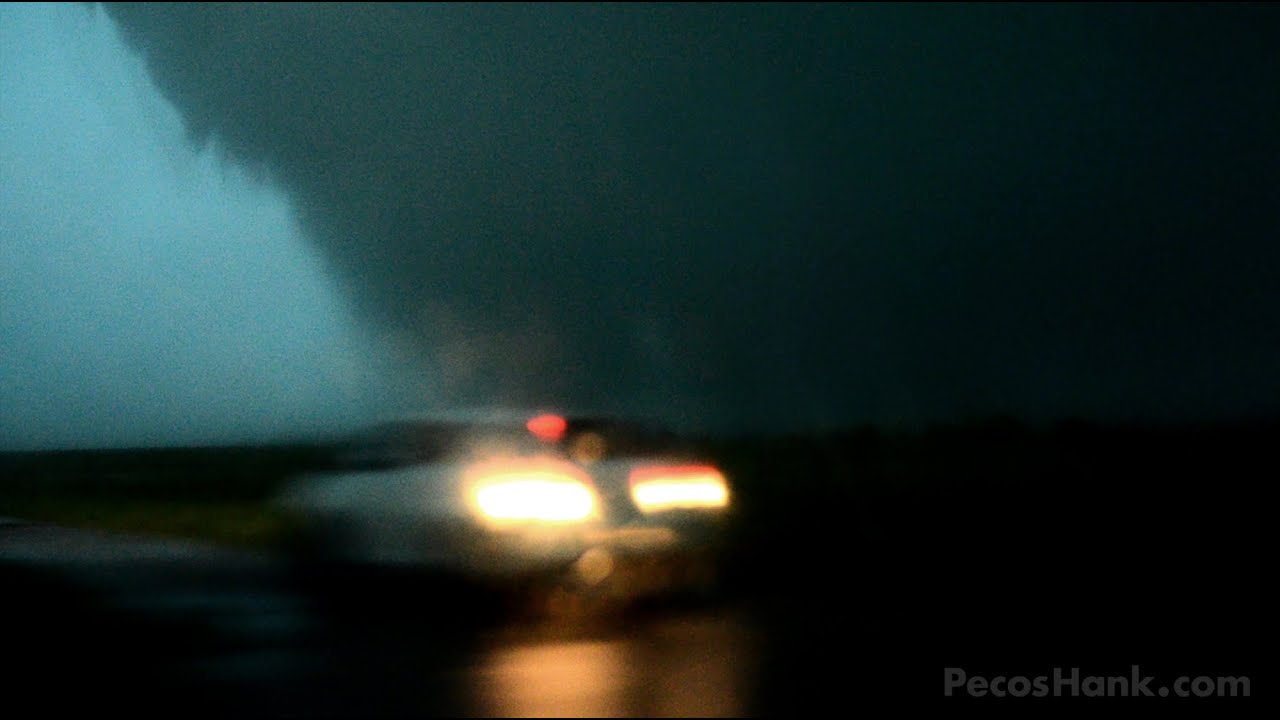 Tornado kills at least 3 in Oklahoma as storms continue in Central U.S.