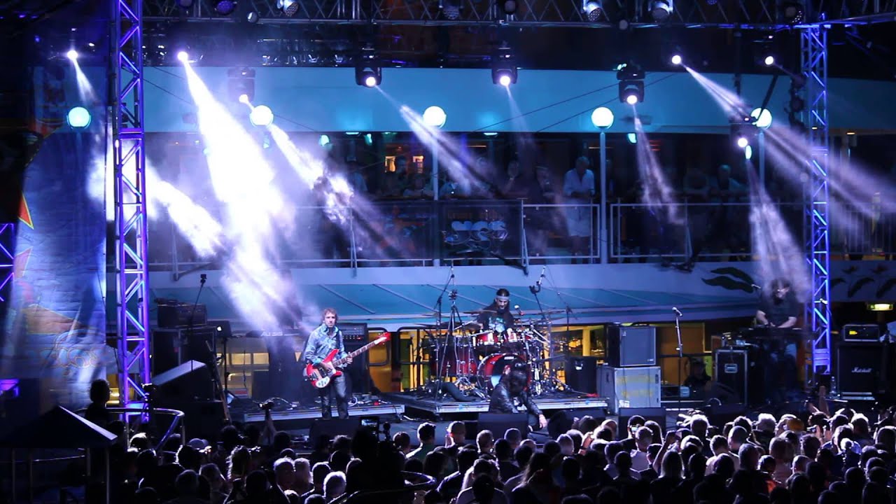 Chris Squire Tribute   Hold Out Your Hand