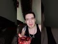 اصفر صفار الموز خخخخ 