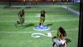 Fat Dude: interception and touchdown on blitz the league 2