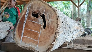 Download Lagu High Powered Saw Moments Working with Wood Blocks reveals the beauty within  MP3