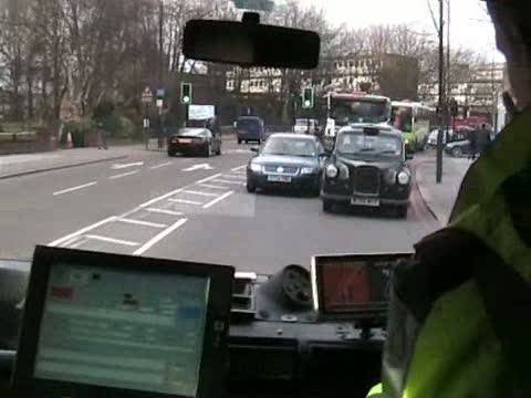 [Ride along] London Ambulance LAS - YouTube
