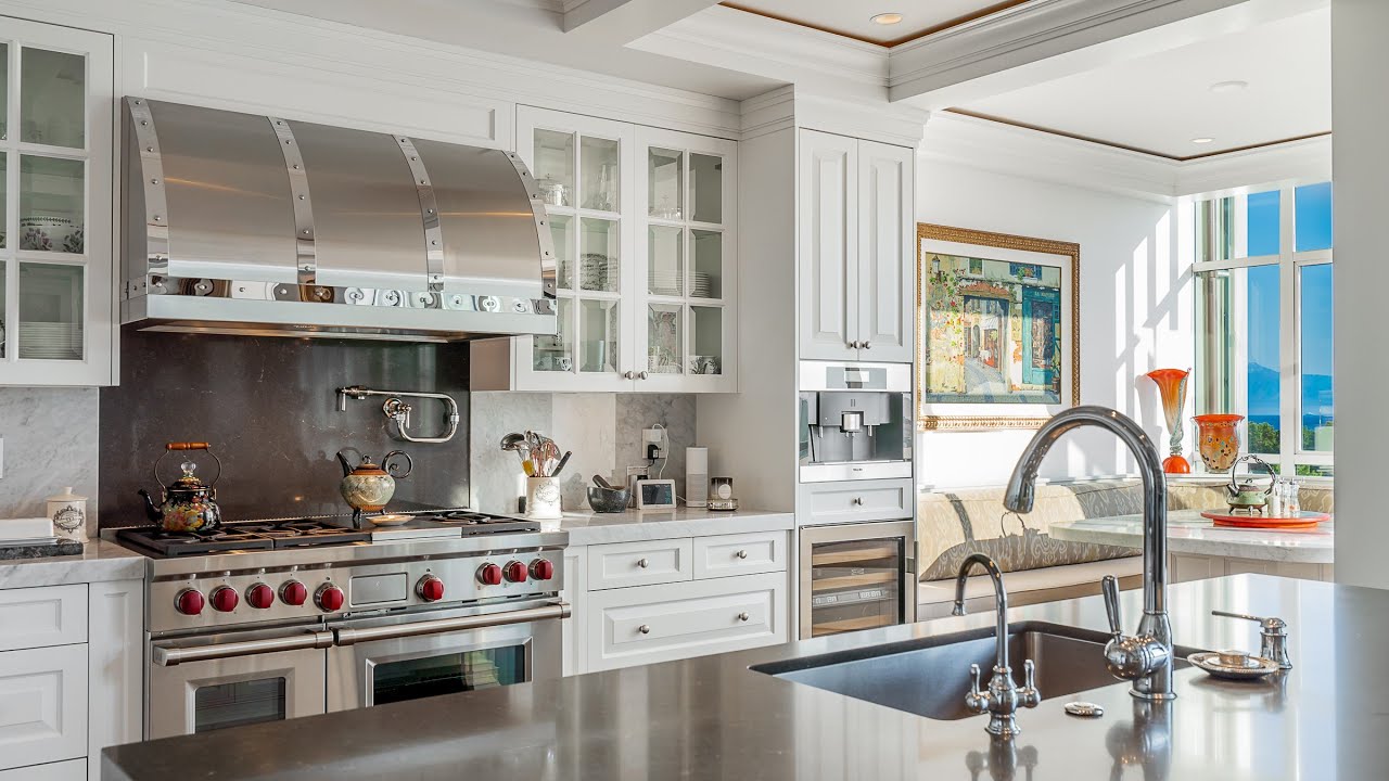 Luxurious elegance 2-storey penthouse in Shoal Point, Victoria | Cinematic Real Estate Video Tour