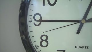 How daylight saving time affects our mood and sleep