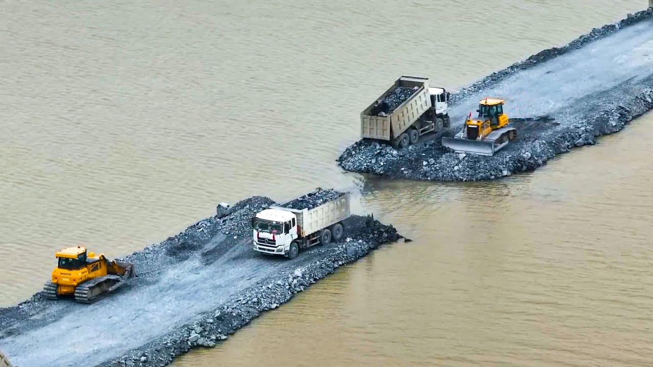 Activity Contact New ROAD My Many Heavy Dump Truck 25T Big Stone And Bulldozer SHANTUI Pushing Stone