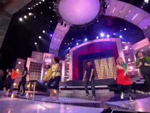 HSM: GIP Finale - The 10 Contestants performing "We're All In This Together"!