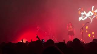 Benee - Hurt You, Gus Live Sydney Luna Park Big Top 07/04/2022