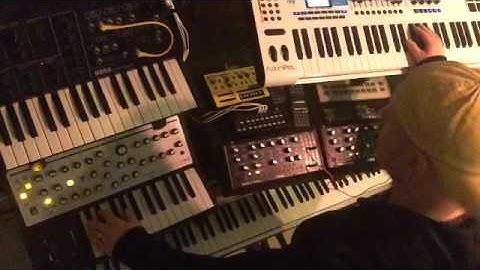 Synth in 60: Moog Mother-32s and a Sub Phatty #2
