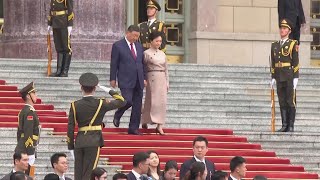 China's Xi Jinping welcomes Vietnam's new leader for state visit