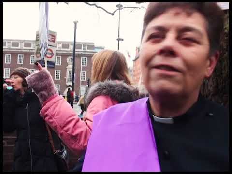 camera iphone 8 plus apk Reverend Anne Stevens chained to a tree in HS2 protest