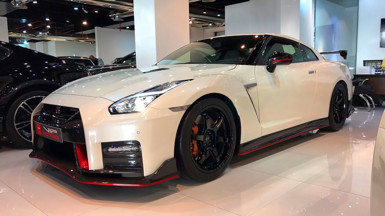 17 Nissan Gt R Nismo Startup Exhaust Interior Exterior In Depth Review Dubai Youtube