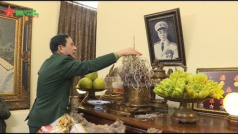 Đại tướng Phan Văn Giang thăm, chúc Tết, dâng hương, tri ân các đồng chí nguyên lãnh đạo quân đội