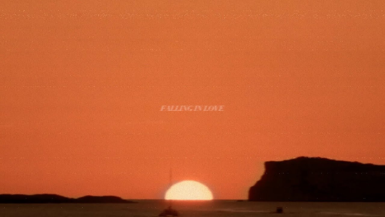 KE-YEN - FALLING IN LOVE (Official Visualiser)