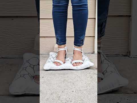 Heeled Sandals vs. Pillow #asmr #crushing  #satisfying #sandals