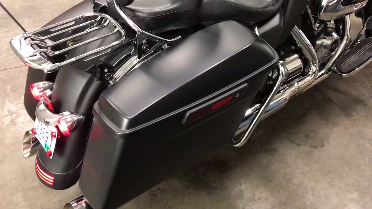 Jackpot Street Outlaw mufflers Inserts Out 2017 Harley Road Glide