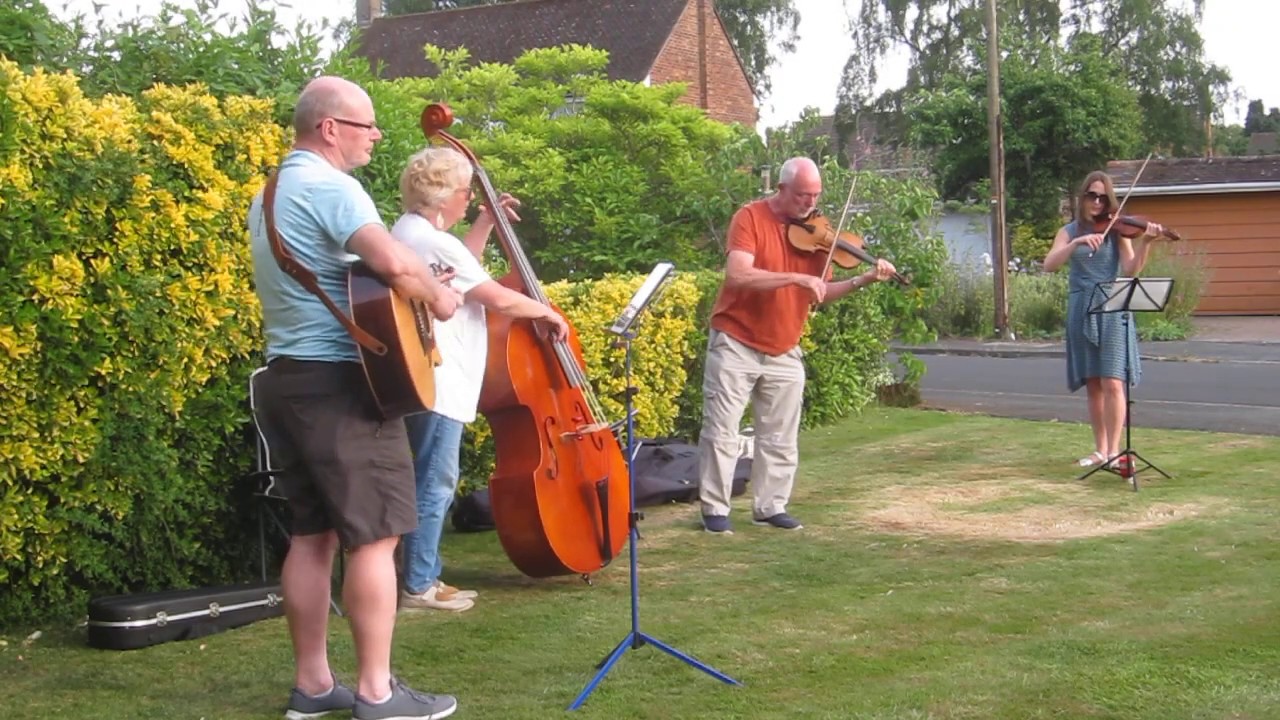 Cajun Boogaloo & Louise Bevan Street Concert Down South in New Orleans