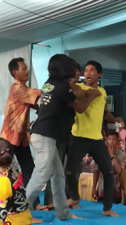 bubar gasik !! geger geden adu jotos !! dolalak muji tresno pentas di perkacangan Pituruh Purworejo