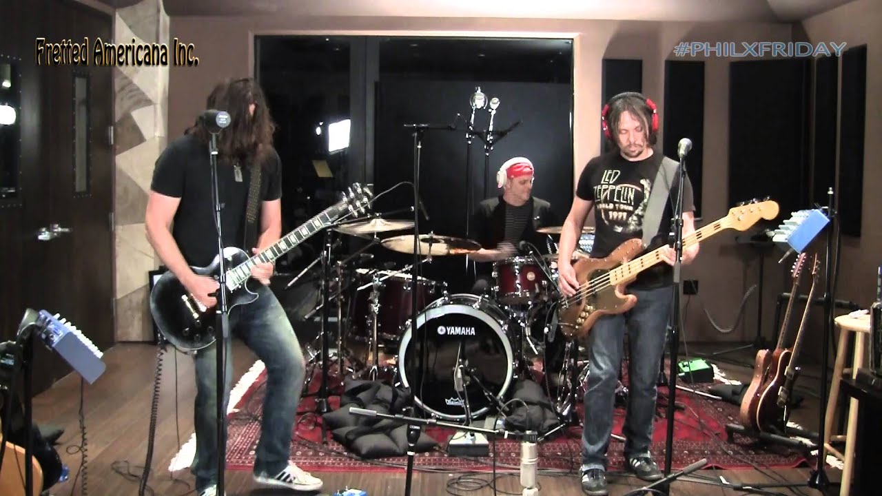 SUMMER SIZZLING PHIL X FRIDAY! Communication Breakdown