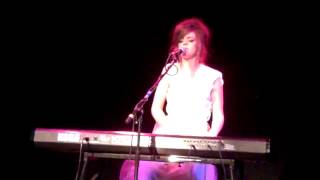 Sara Jackson - Holman Come By Fire