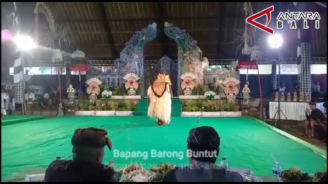 Wabup Badung Buka Festival Barong Di Taman Ayun