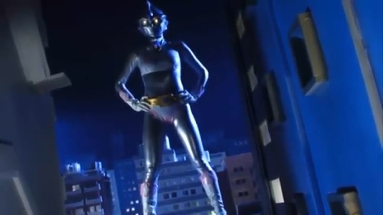 Silver Surfer Heroine in Danger