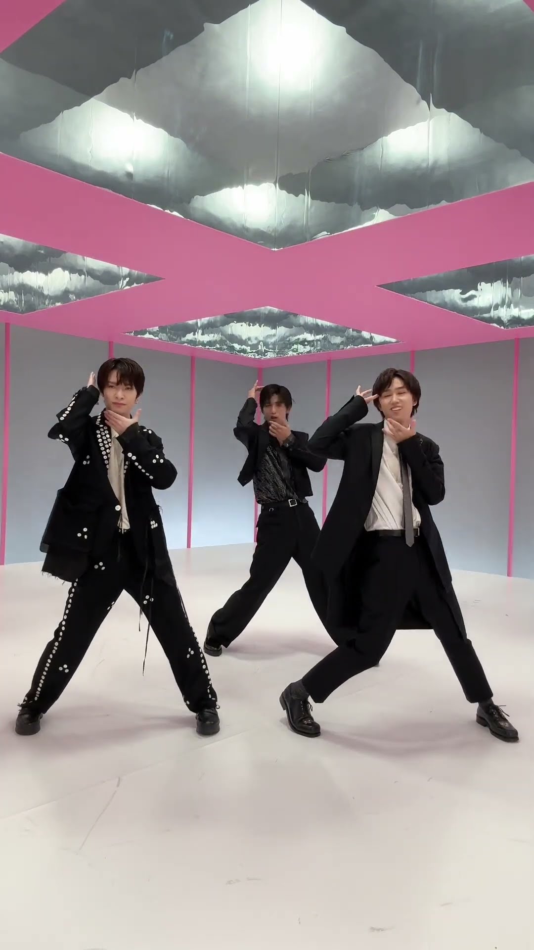 LOVE TRIGGER] Music Video! #LOVETRIGGER #SnowMan #深澤辰哉
