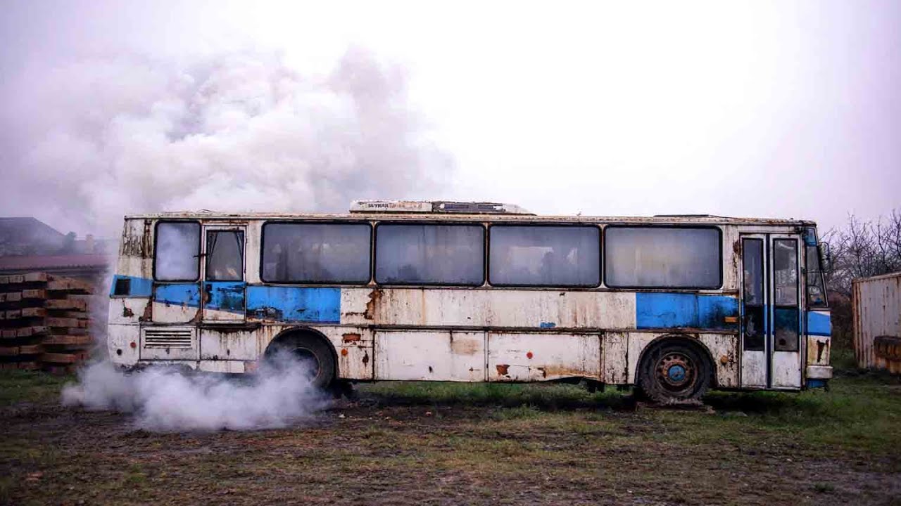Abandoned Legendary Czechoslovak Bus – Will It Start After Years?