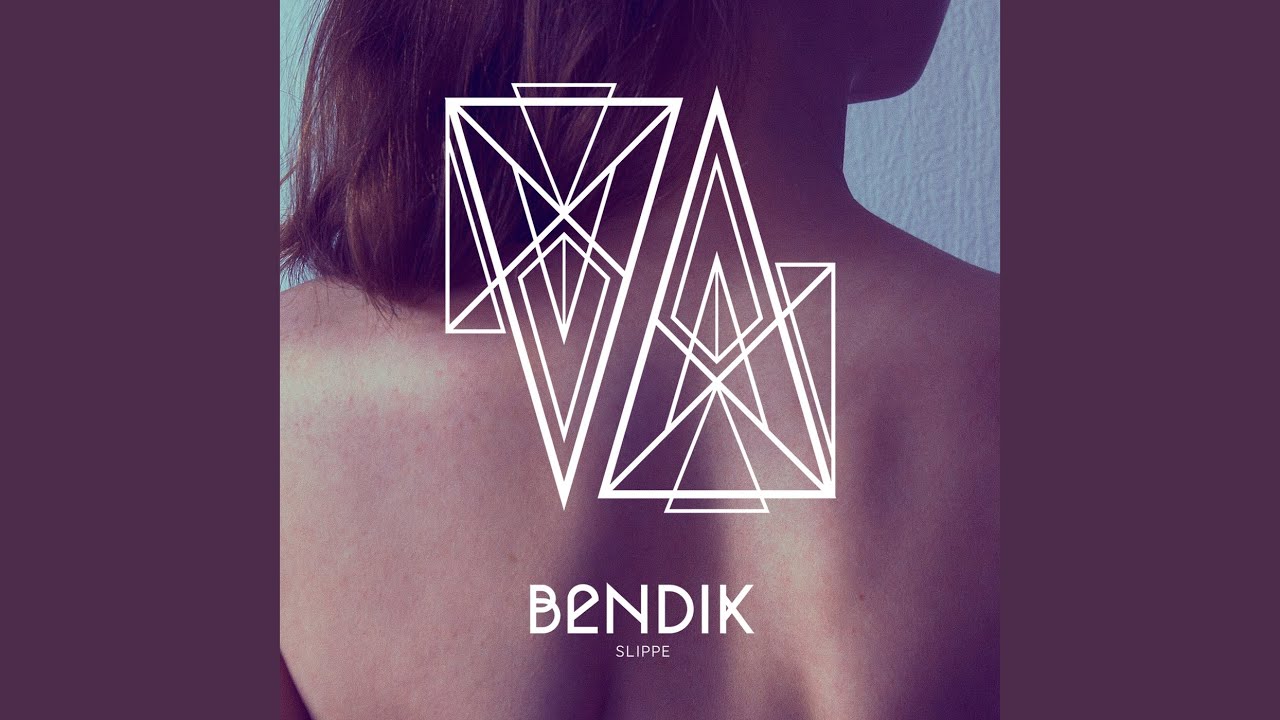 Slippe auf YouTube ansehen Slippe auf YouTube ansehen