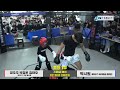 라이트급 챔피언 VS 초딩 3명