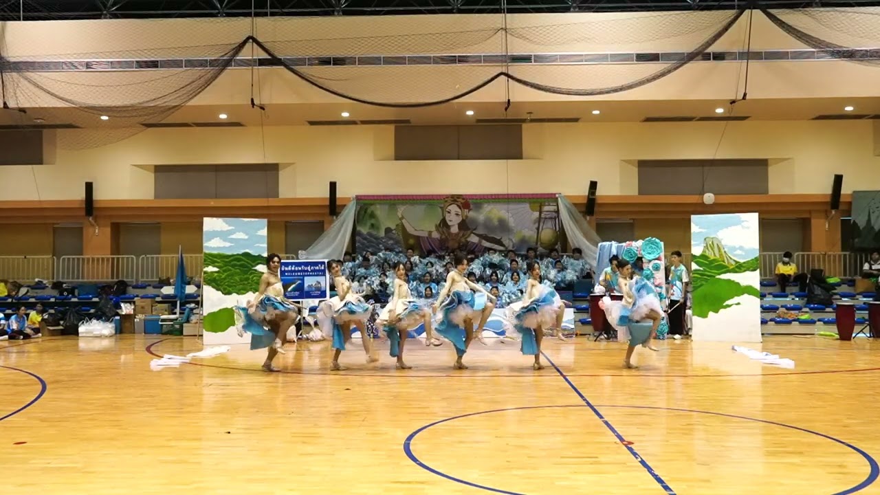 กองเชียร์ ผู้นำเชียร์ สีฟ้า