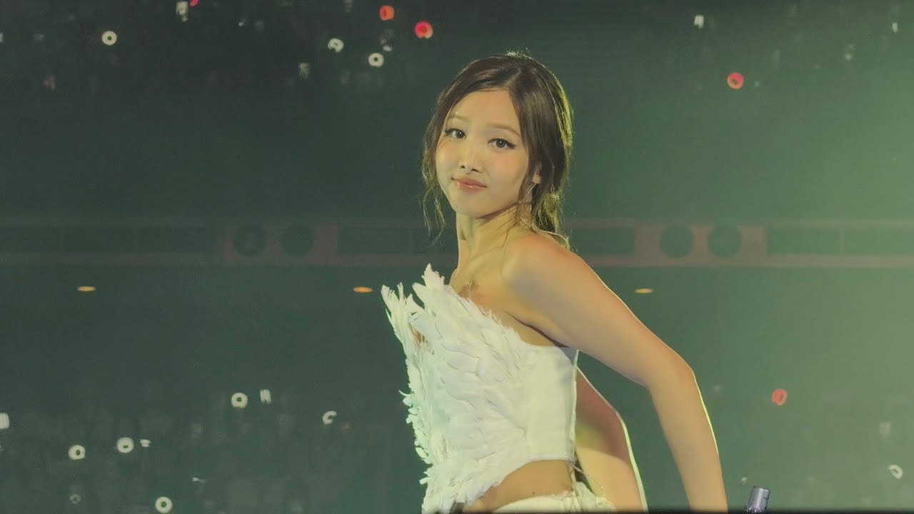 251011 TWICE (트와이스) - This Is For | This Is For Day 1 in SG