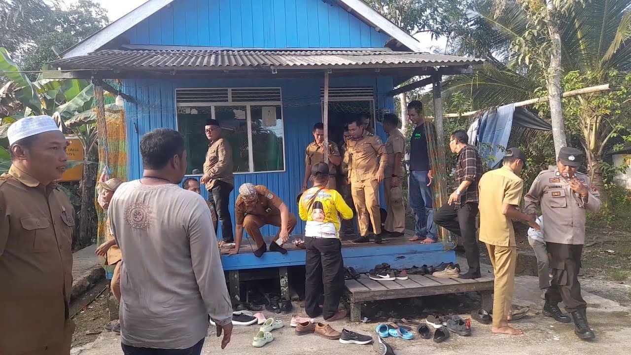 Bupati Kotabaru Habib Jafar Bersilaturrahmi Ke Tempat Guru Mufran (Guru Pantai)