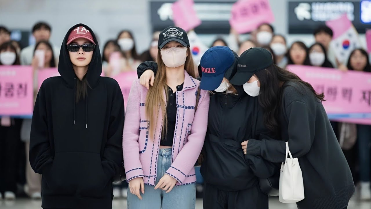 Lisa Finally Speaks While Crying as She Hugs Jennie, Jisoo, and Rosé — What Really Happened?