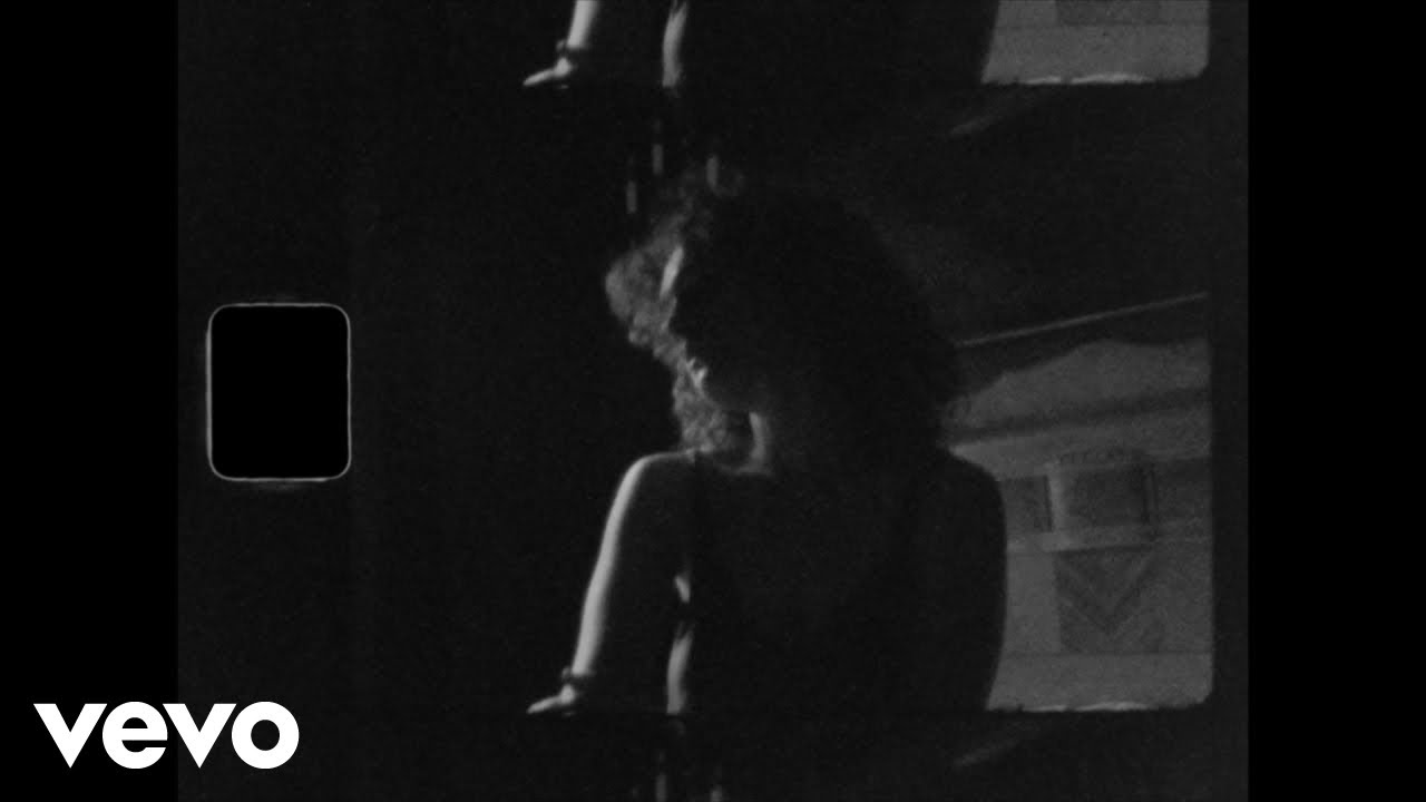 Lily Lyons - Only Lonely Person (Lyric Video) (Official)